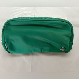 Lululemon Everywhere Belt Bag 1L Cascadia Green Brand New